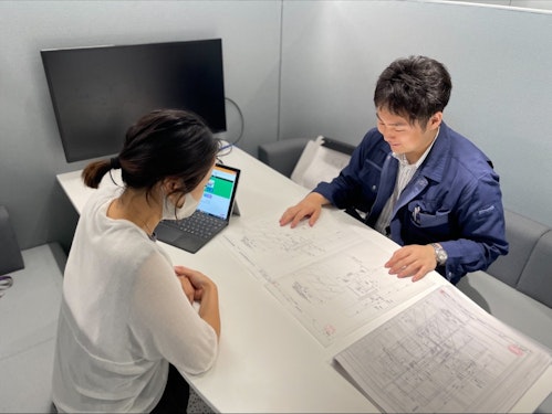 業務中の職員の写真