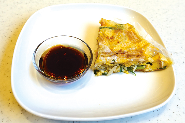 最優秀賞を受賞した麩（ふ）とライスペーパーのチヂミ風