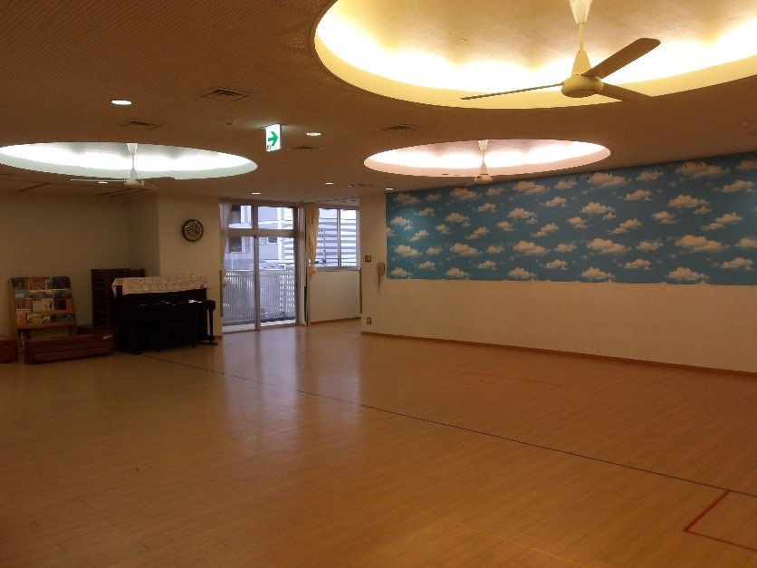 新橋保育園ホール
