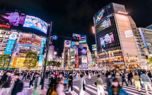 スクランブル交差点の写真