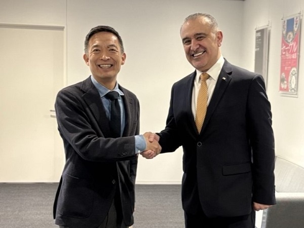 ヨルダン・ハシェミット王国大使が表敬訪問されましたの様子の写真