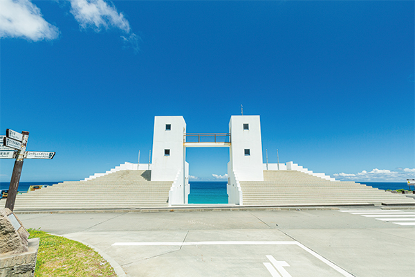 羽伏浦海岸のメインゲートの写真