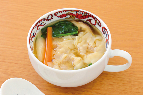 優秀賞作品の焼売入りあったか彩り野菜スープ