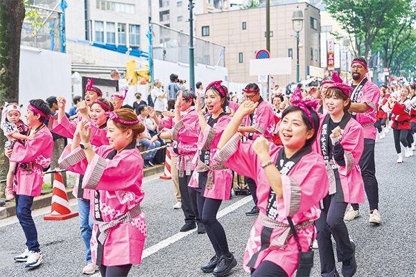 東京・チェストin渋谷の皆さんのパフォーマンスの様子
