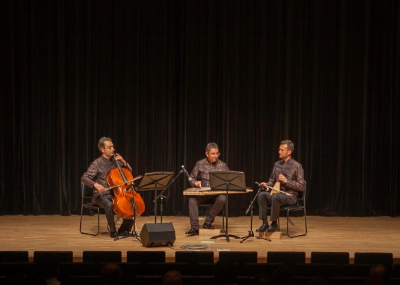 渋谷区文化総合センター大和田伝承ホールでトルコ古典音楽コンサートを公演した様子の写真