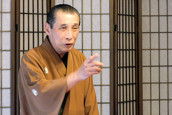 たちばな家半志樓氏の写真