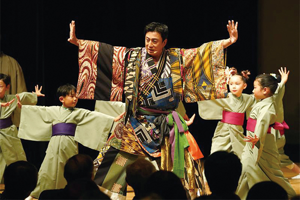 過去に行われた公演の様子