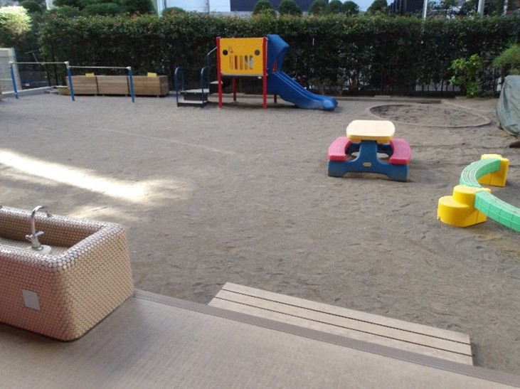 新橋保育園園庭