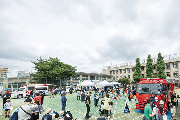 渋谷防災キャラバン当日の屋外会場の様子